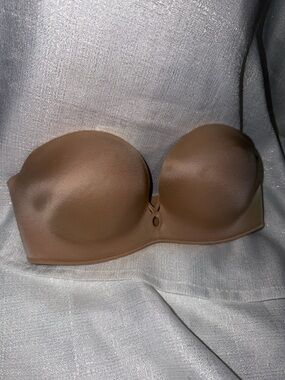 Victoria's Secret Bombshell Padded Strapless Smooth Bandeau Nude Bra